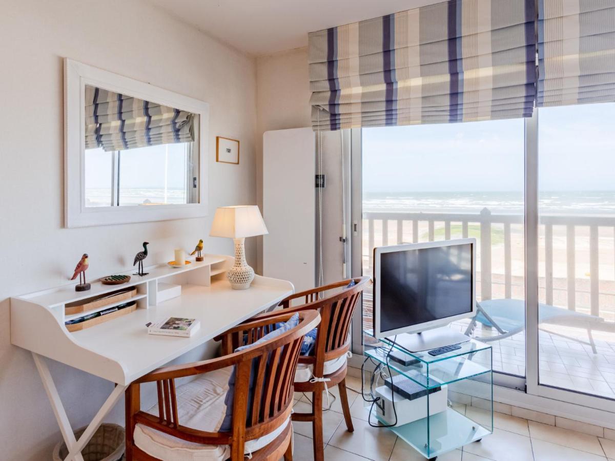 Apartment Les Terrasses Du Casino By Interhome Cabourg Esterno foto